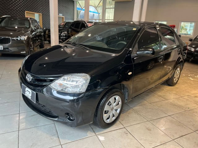 TOYOTA ETIOS