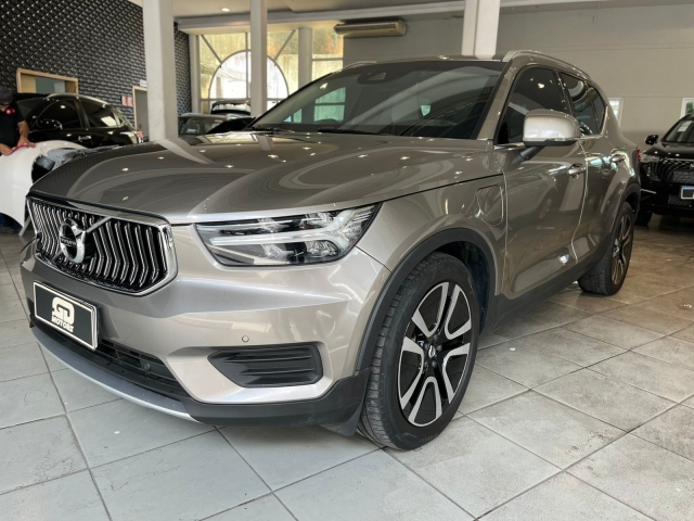 VOLVO XC40 - BLINDADA